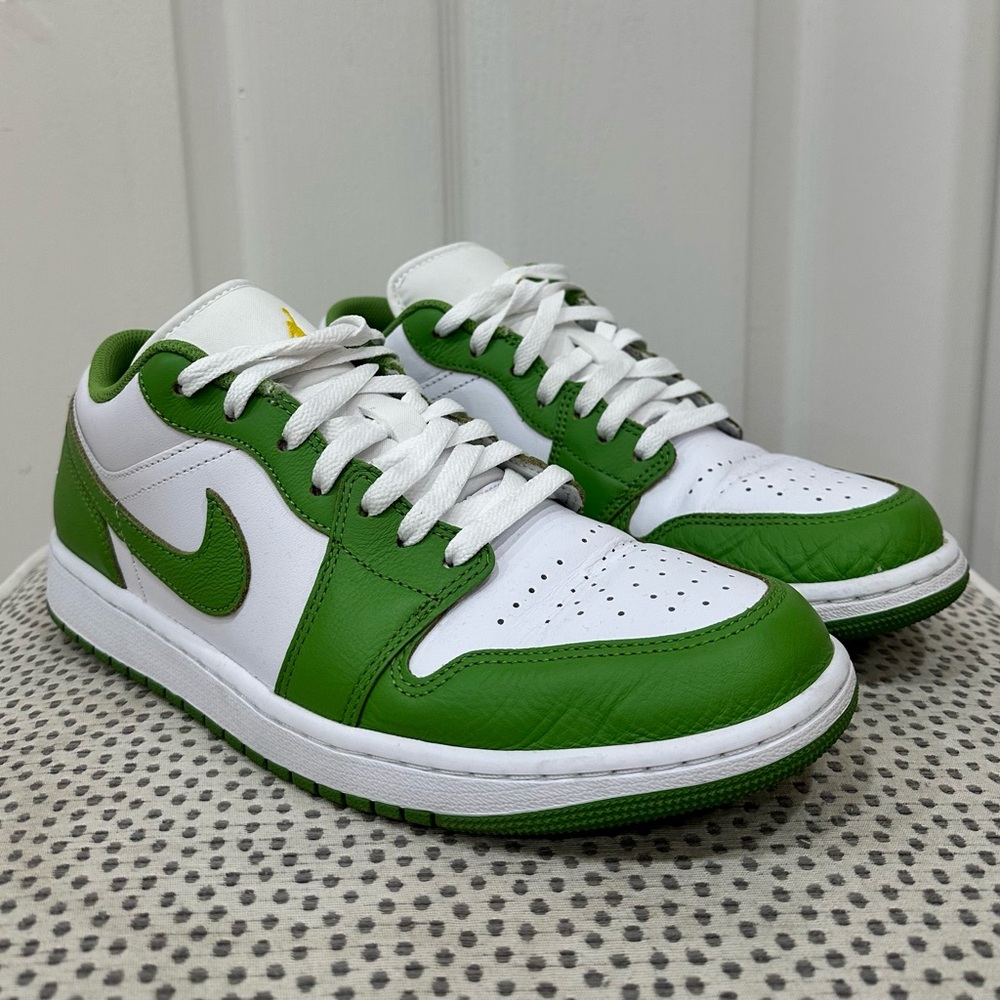 Nike Air Jordan 1 Low SE